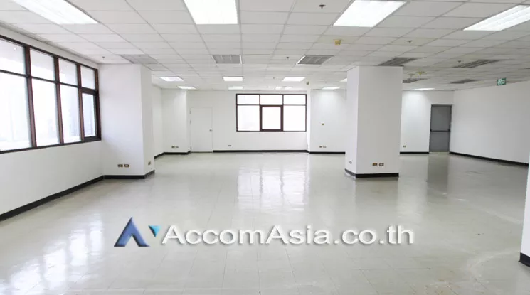  1  Studio Office Space For Rent in Charoen Nakhon ,Bangkok BTS Krung Thon Buri at Thai Sri Tower AA17855
